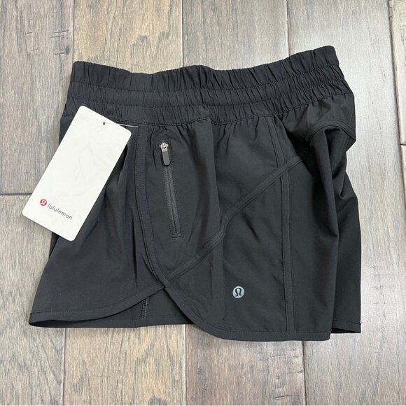 Lululemon NWT Tracker Short V 4" Black - Picture 6 of 13